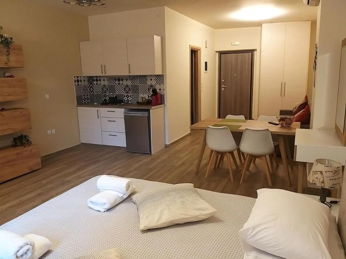 Amazing Apartments @ Monastiraki Subway Station Ateny Zewnętrze zdjęcie