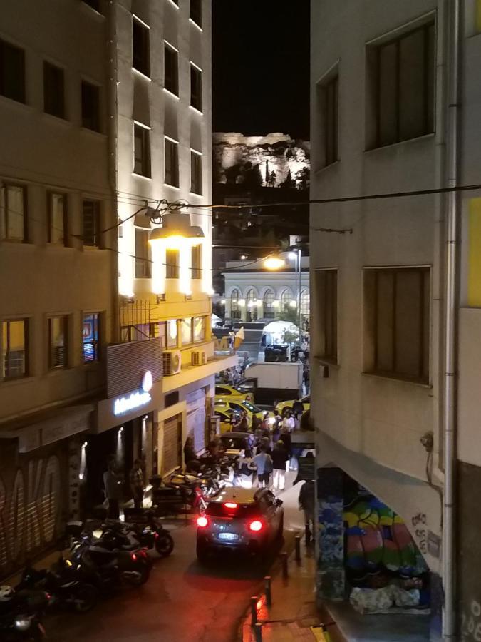 Amazing Apartments @ Monastiraki Subway Station Ateny Zewnętrze zdjęcie