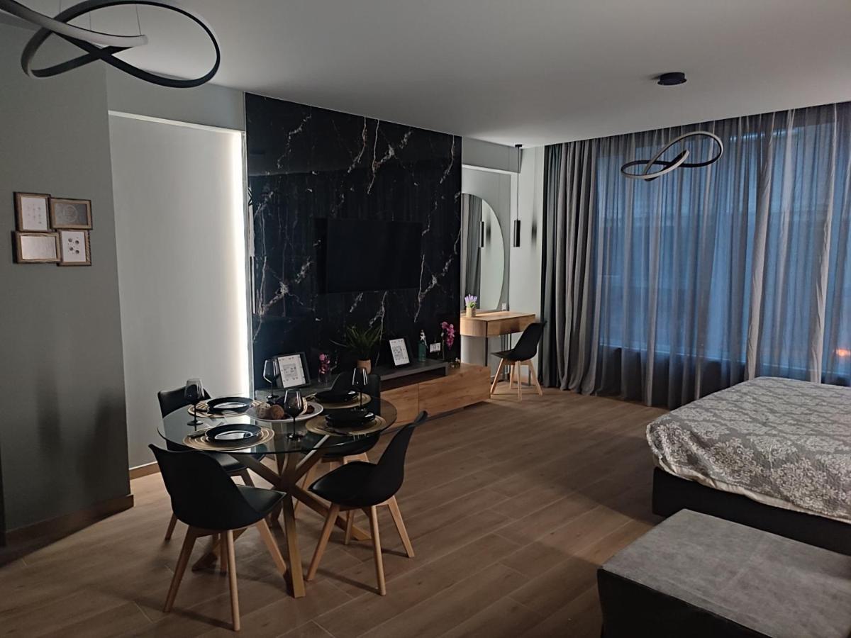 Amazing Apartments @ Monastiraki Subway Station Ateny Zewnętrze zdjęcie