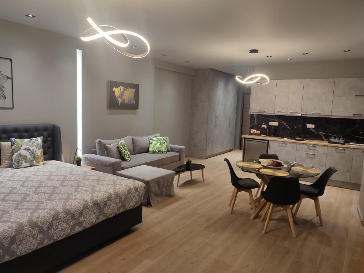 Amazing Apartments @ Monastiraki Subway Station Ateny Zewnętrze zdjęcie