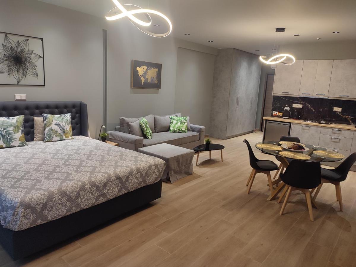 Amazing Apartments @ Monastiraki Subway Station Ateny Zewnętrze zdjęcie